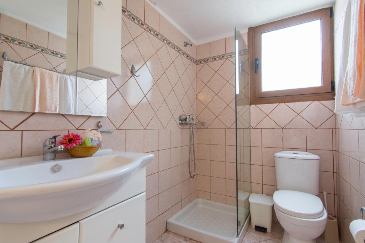 Natsios Apartments Vlachopoulátika エクステリア 写真